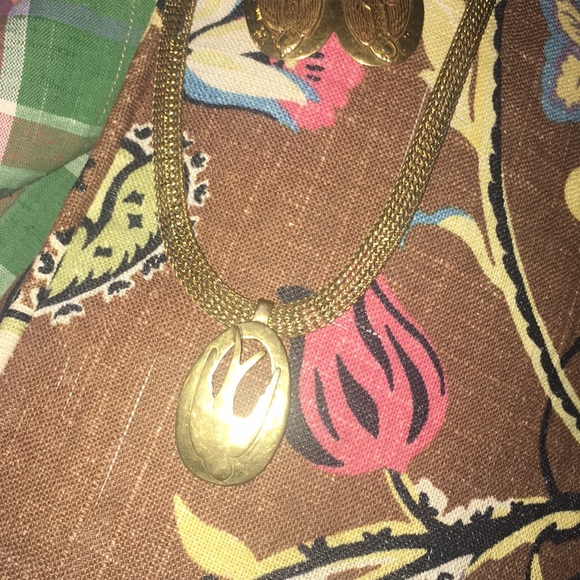 Vintage Earrings and Necklace Set - Picture 3 of 4